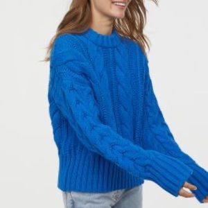 Beautiful dark blue cable knit sweater from h&m
